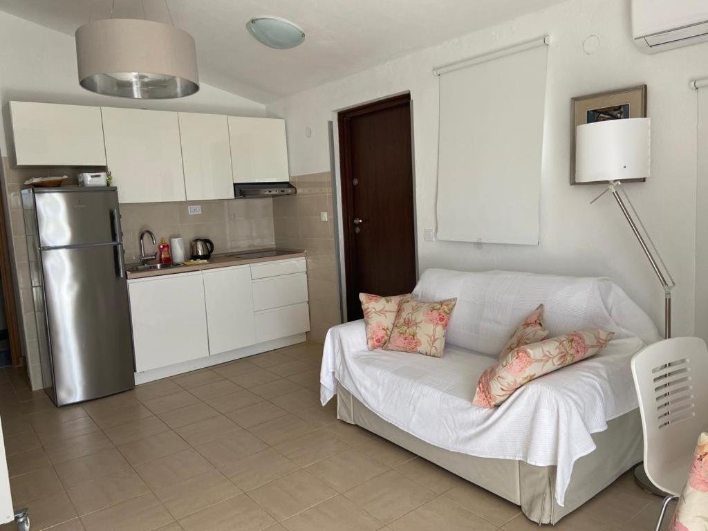 Appartement In 70m From The Sea Maslinica